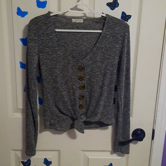 Shirt - Picture 1 of 3